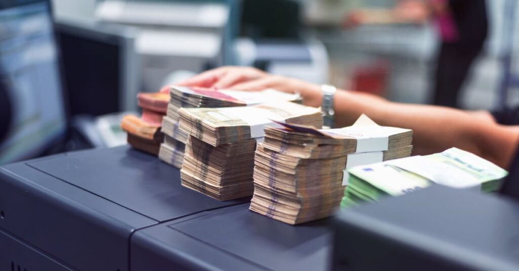 Benefits of financial translation in the banking & finance sector in 2026