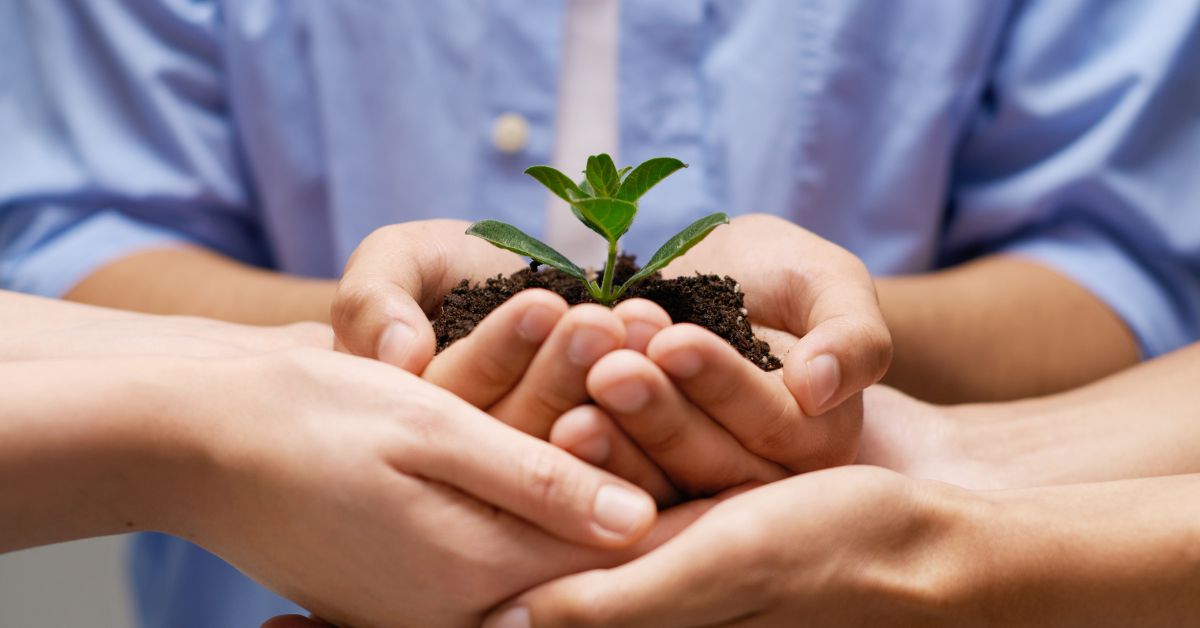 What is the Difference Between CSR and ESG?