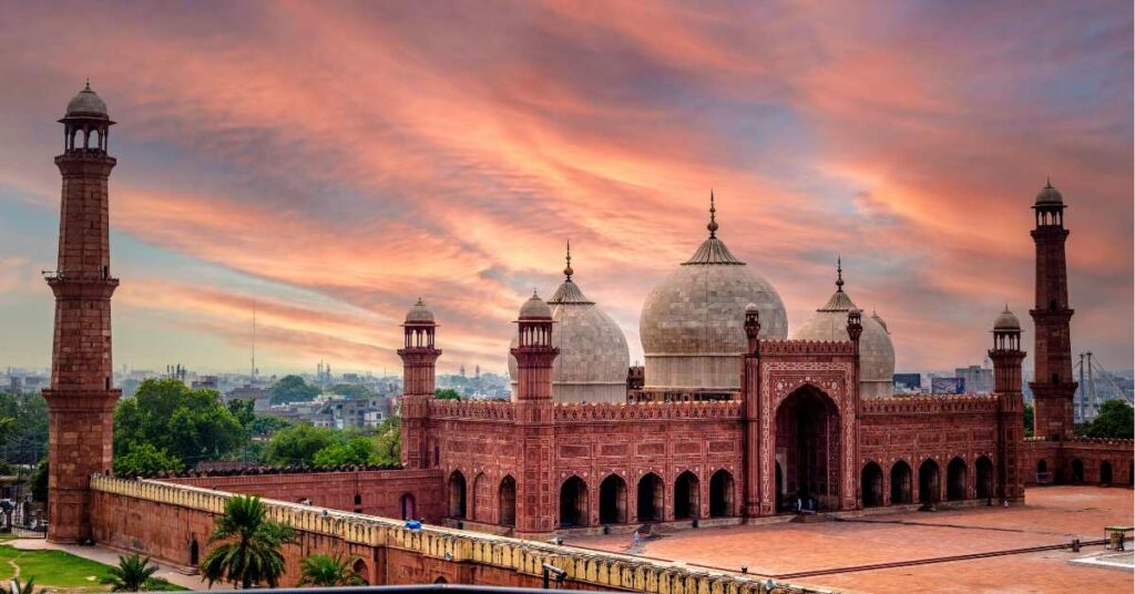 What Language Is Spoken in Pakistan: A Complete Guide in 2026