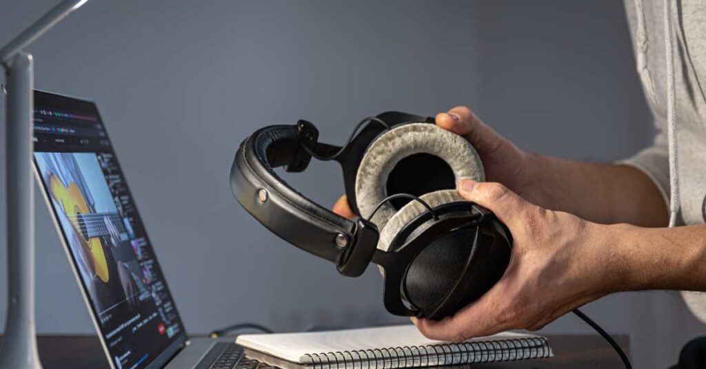 Subtitles vs Captions vs Voice-Over vs Dubbing: Which Video Localisation Method Should Your B2B Team Use for Asia Markets